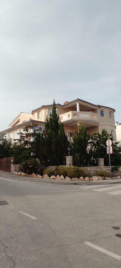 Villa Gregovica &T 2 Pula Exterior photo